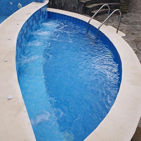 Family Hotel Chiflik Hills المظهر الخارجي الصورة