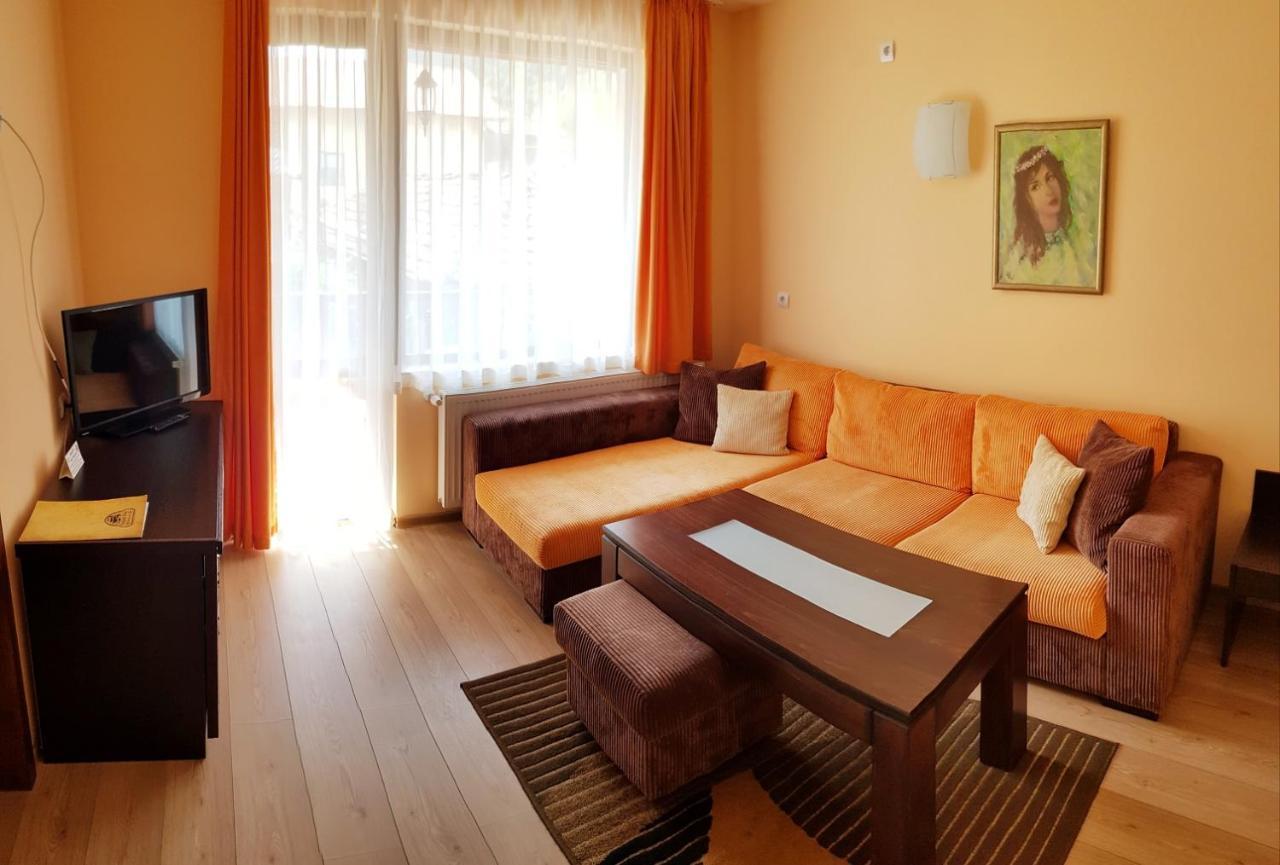 Family Hotel Chiflik Hills المظهر الخارجي الصورة