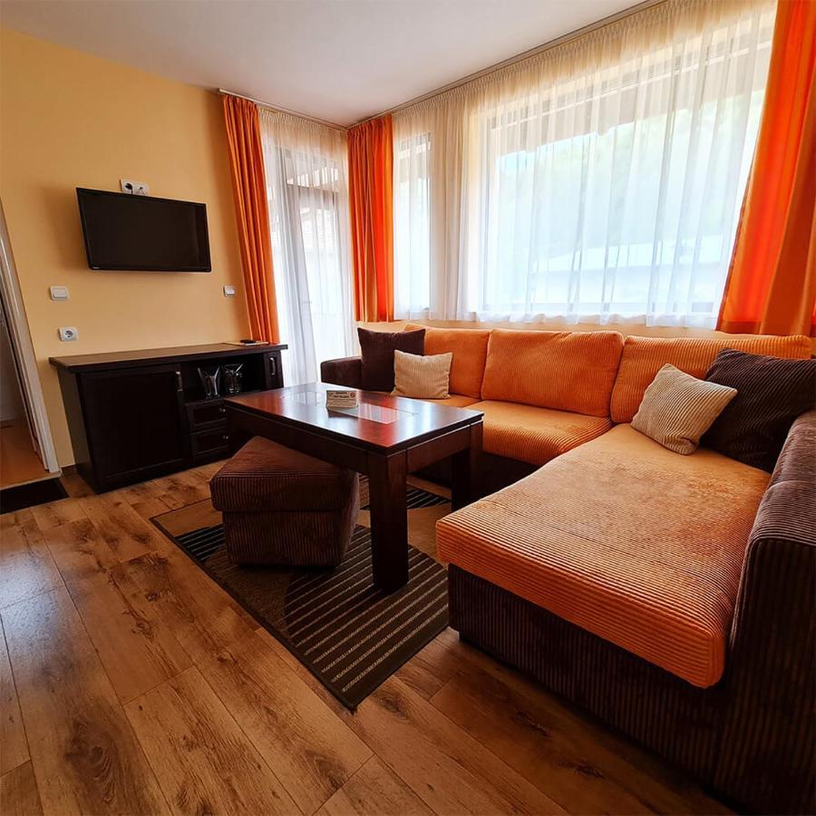 Family Hotel Chiflik Hills المظهر الخارجي الصورة