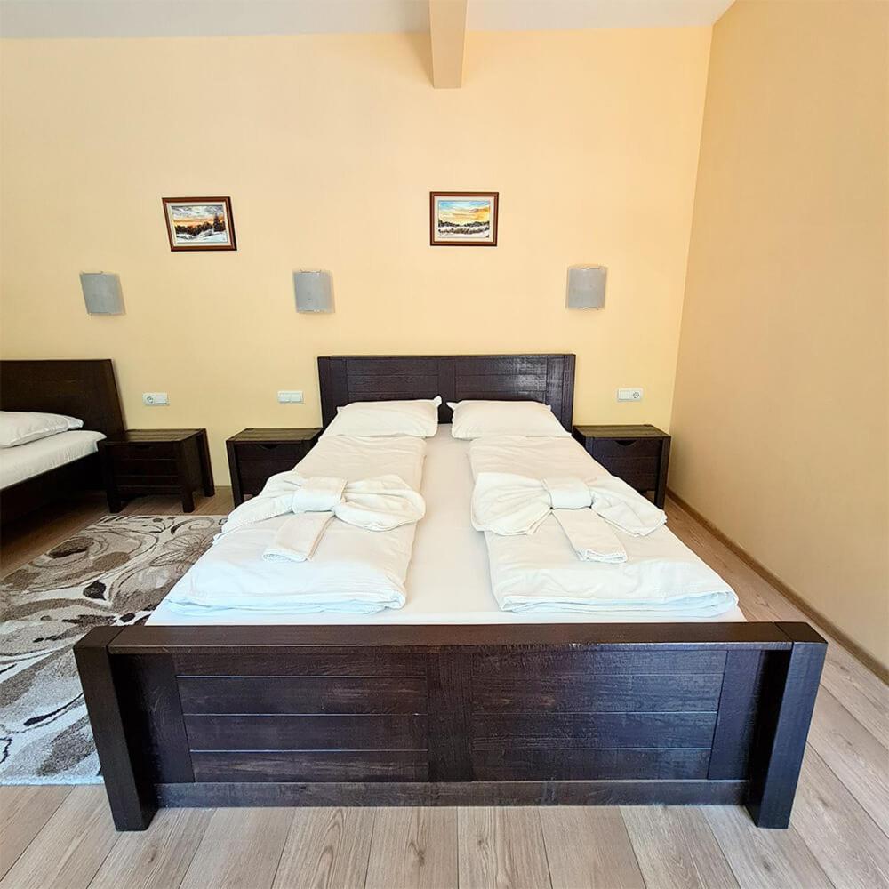 Family Hotel Chiflik Hills الغرفة الصورة